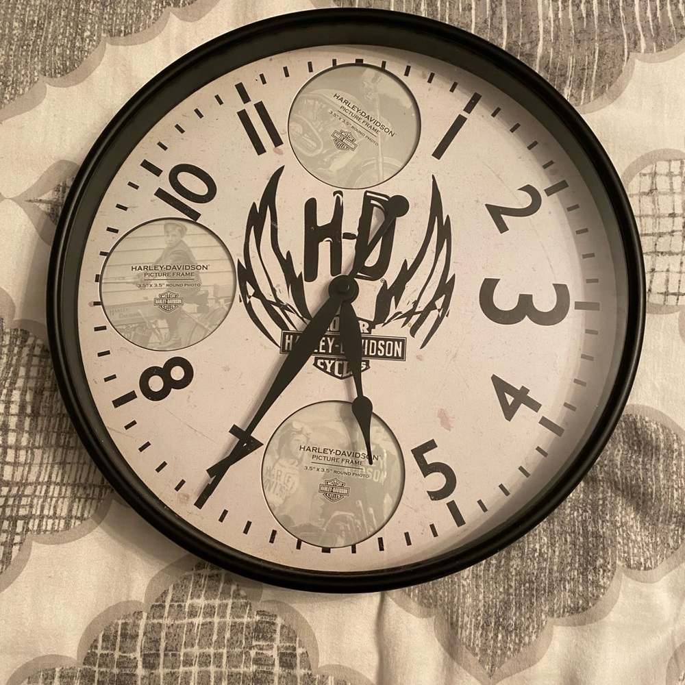 Harley Davidson clock.